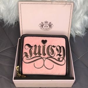 🌸NWT Vintage Juicy Couture wallet🌸